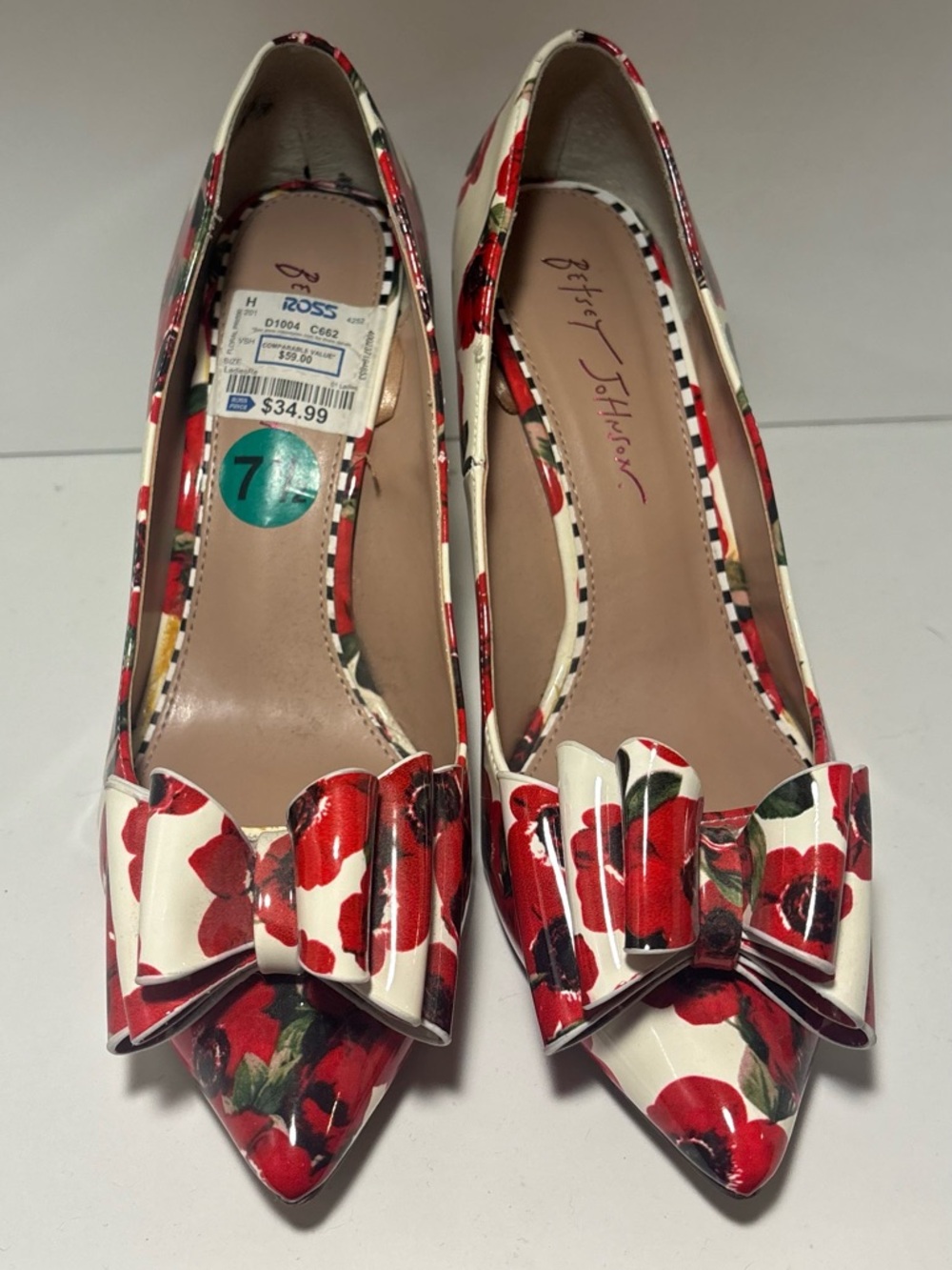 Betsey Johnson Red Floral Bow Pointed-Toe Pumps - White Base - Picture 2 of 4